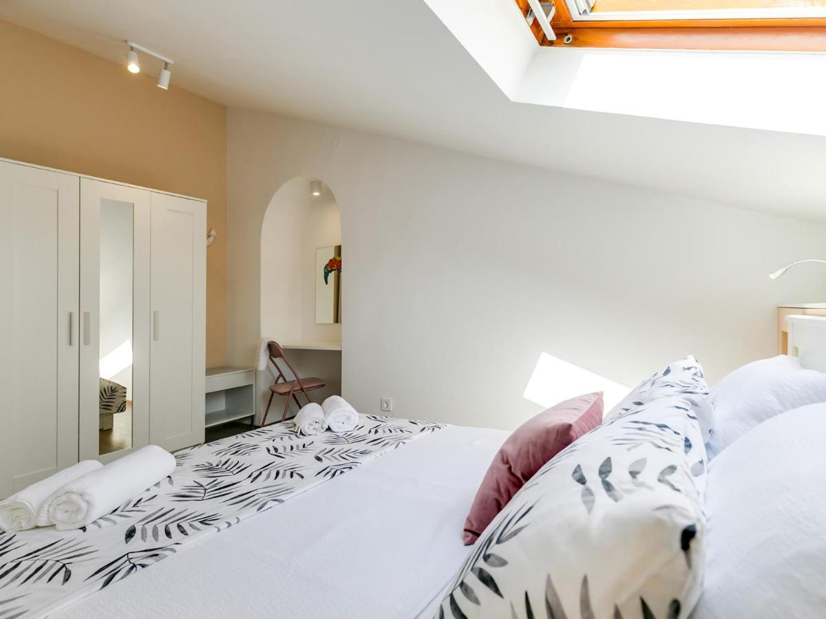 Fantattic Apartment City Center Porec Esterno foto